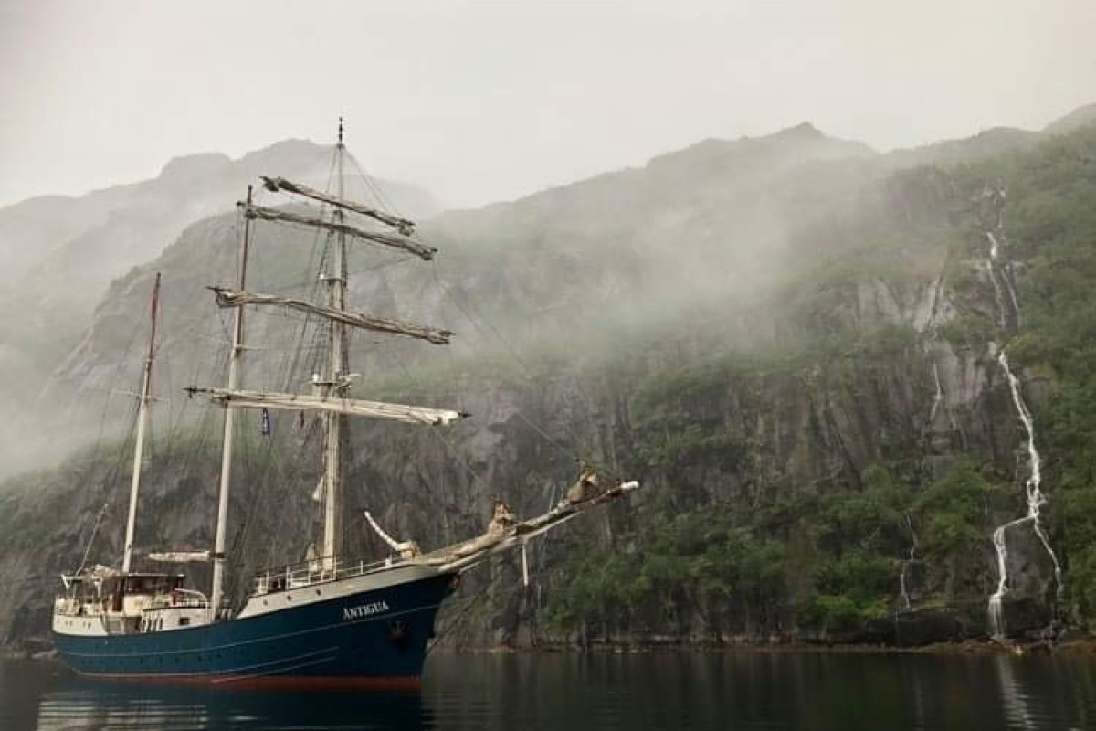 Perspiciatis ut et hic nostrum dolores et.