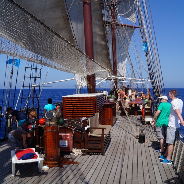 zeilen op Tall ship Atlantis zeilschip