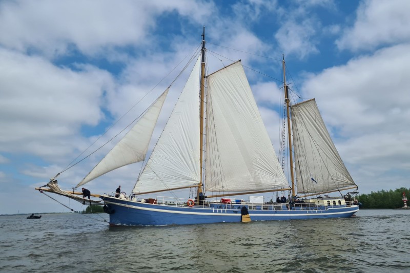 zeilschip Hester onder zeil